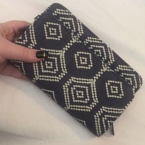 Thirty One Wallet